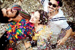 Carnaval deve mobilizar 72 milhões de consumidores, aponta estudo do SPC Brasil e CNDL