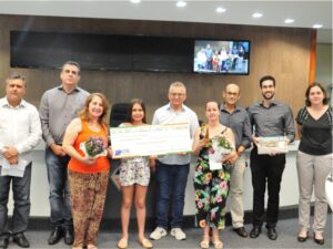 CDL entrega premiação do Concurso de Crônicas
