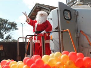 Chegada do Papai Noel abre oficialmente as festividades natalinas