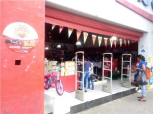 13,2 milhões de brasileiros devem ir às compras de Natal na última hora