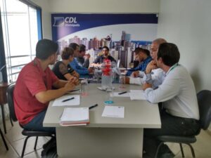 Reunião entre CDL e CEMIG busca minimizar interrupções no fornecimento de energia