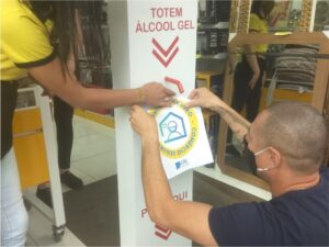 CDL inicia entrega do Selo Comércio Seguro