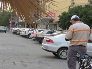 Estacionamento rotativo continua operando normalmente no centro de Divinópolis