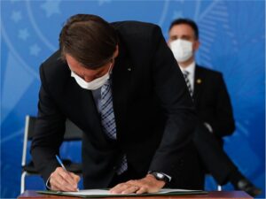 Bolsonaro sanciona PLN 2/21 e viabiliza medidas de socorro às empresas