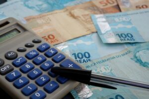 Auxílio emergencial em MG começa a ser pago