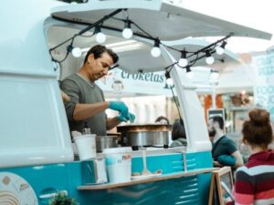 Termina dia 15 o prazo para credenciamento de food truck para atuar no Centro Administrativo