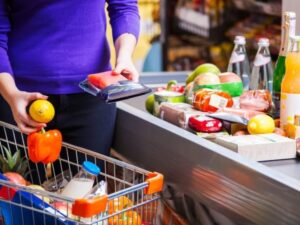Consumo das famílias tem alta de 7,3% em abril