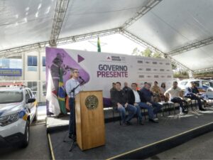 Presidente da CDL Divinópolis participa de evento com o Governador