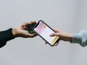 O Consumidor 5.0 é instantâneo (e a sua empresa precisa saber como atendê-lo)