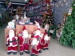 CDL Divinópolis divulga horário especial do comércio para o Natal