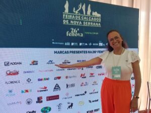 Presidente da CDL Divinópolis, Mônica Simões, participa da 26ª Fenova