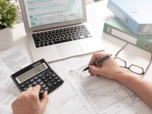 Governo de Minas revê regulamento do ICMS; veja o que muda