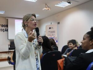 Dona Carismélia encanta em homenagem ao Dia das Mães