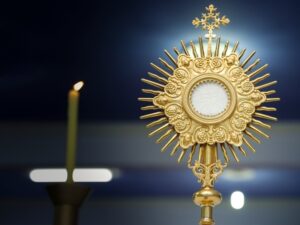 Como fica o funcionamento do comércio no feriado de Corpus Christi?