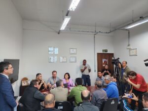 CDL Divinópolis acompanha os desdobramentos da paralisação do transporte coletivo