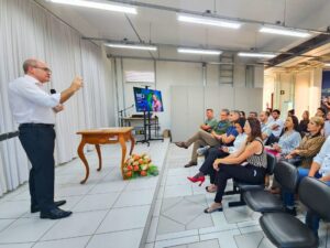 Projeto oferece 70 vagas gratuitas para curso técnico em Administração para jovens da rede pública