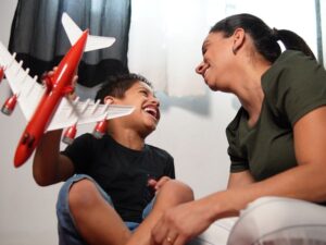 Dia das Crianças: 89% dos mineiros vão deixar as compras para a última hora, aponta pesquisa da FCDL-MG