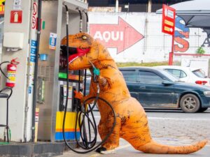 Gasolina será vendida sem impostos no dia 28 de maio em Divinópolis
