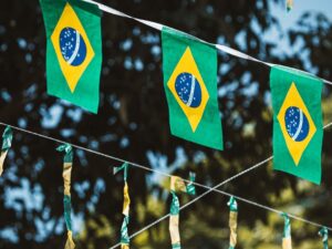 CDL Divinópolis orienta empresários sobre funcionamento do comércio durante os jogos da Seleção Brasileira na Copa do Mundo